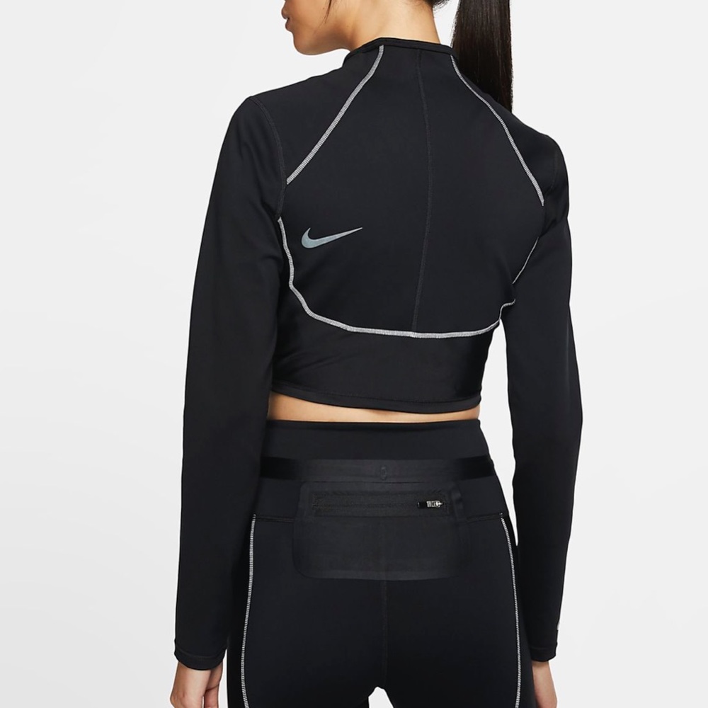 Nike black top